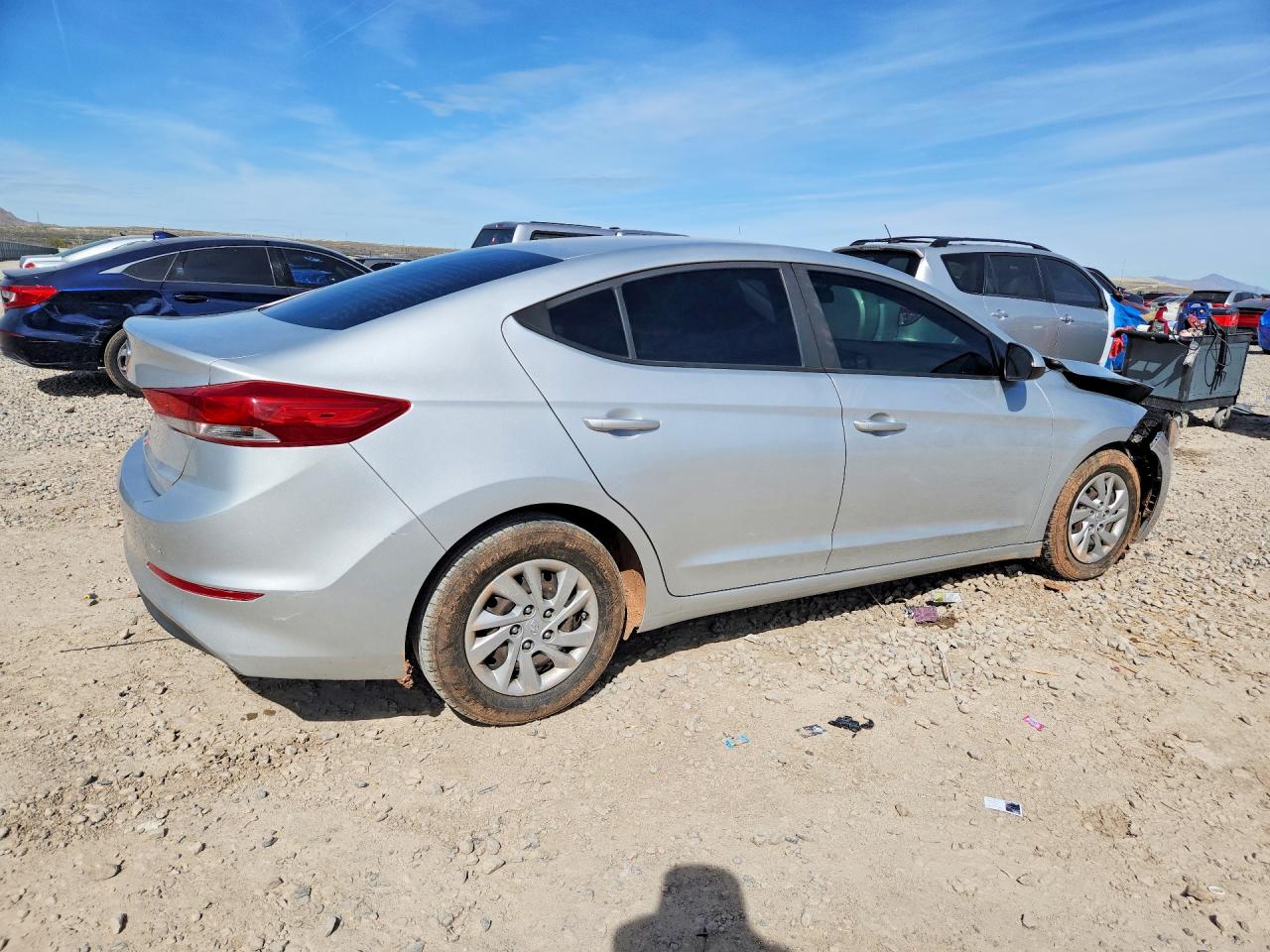 2018 HYUNDAI ELANTRA SE photo 7