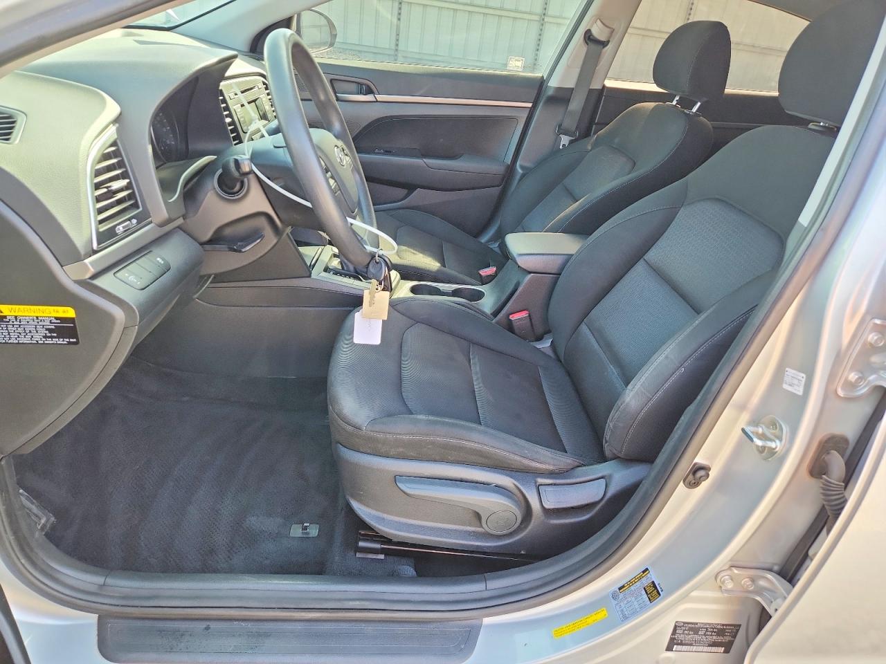 2018 HYUNDAI ELANTRA SE photo 19