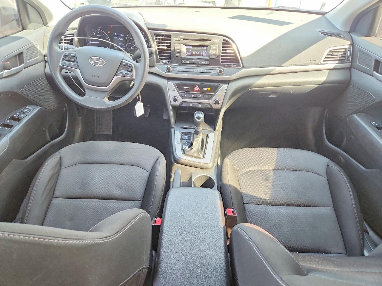 2018 HYUNDAI ELANTRA SE photo 22