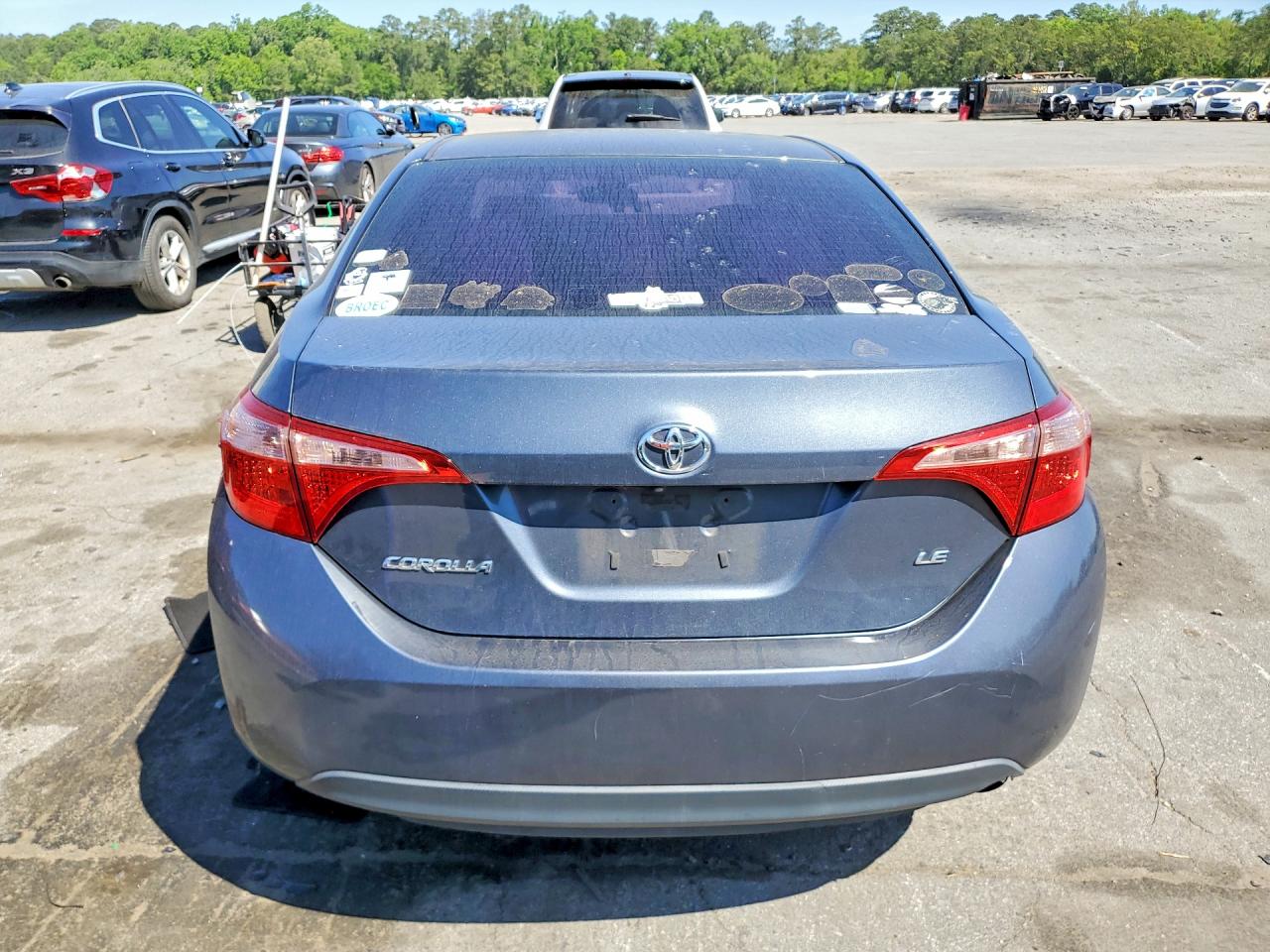 2018 TOYOTA COROLLA LE photo 11