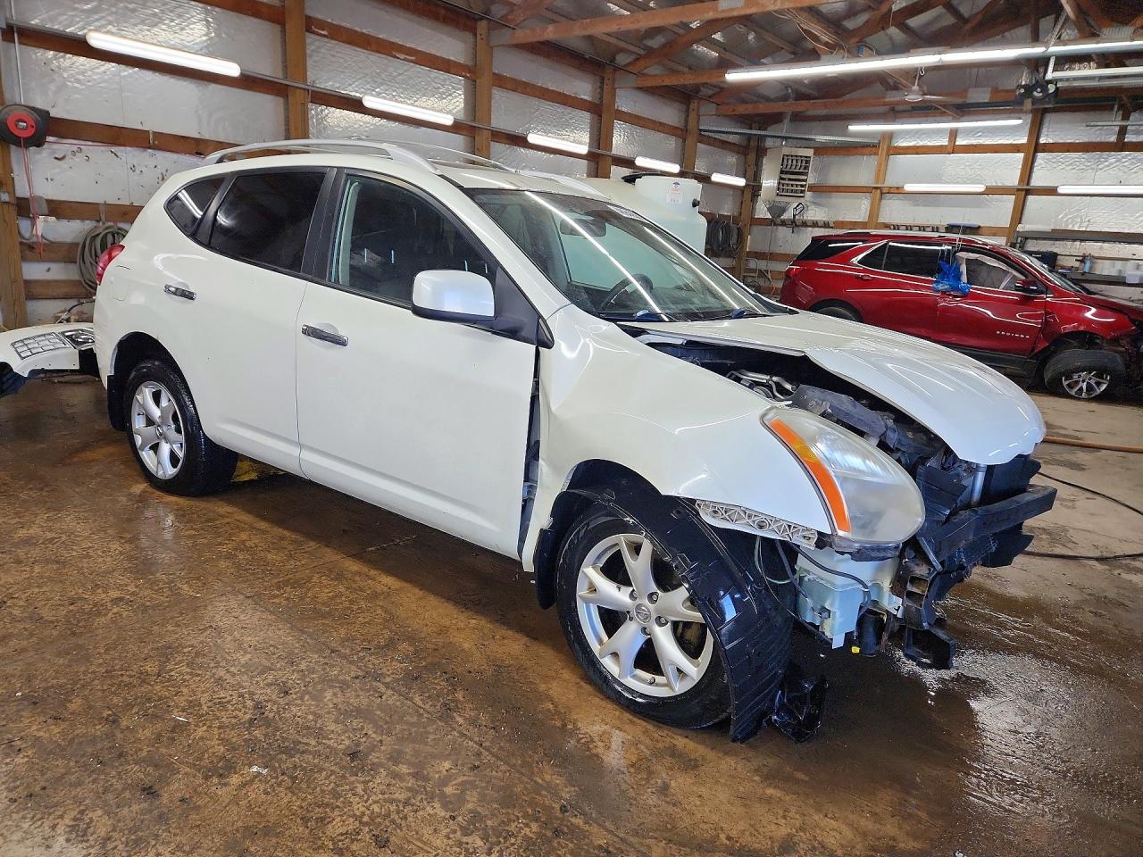 2010 NISSAN ROGUE S photo 4
