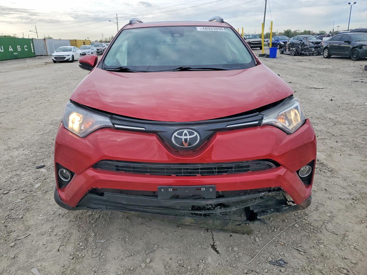 2017 TOYOTA RAV4 XLE photo 9