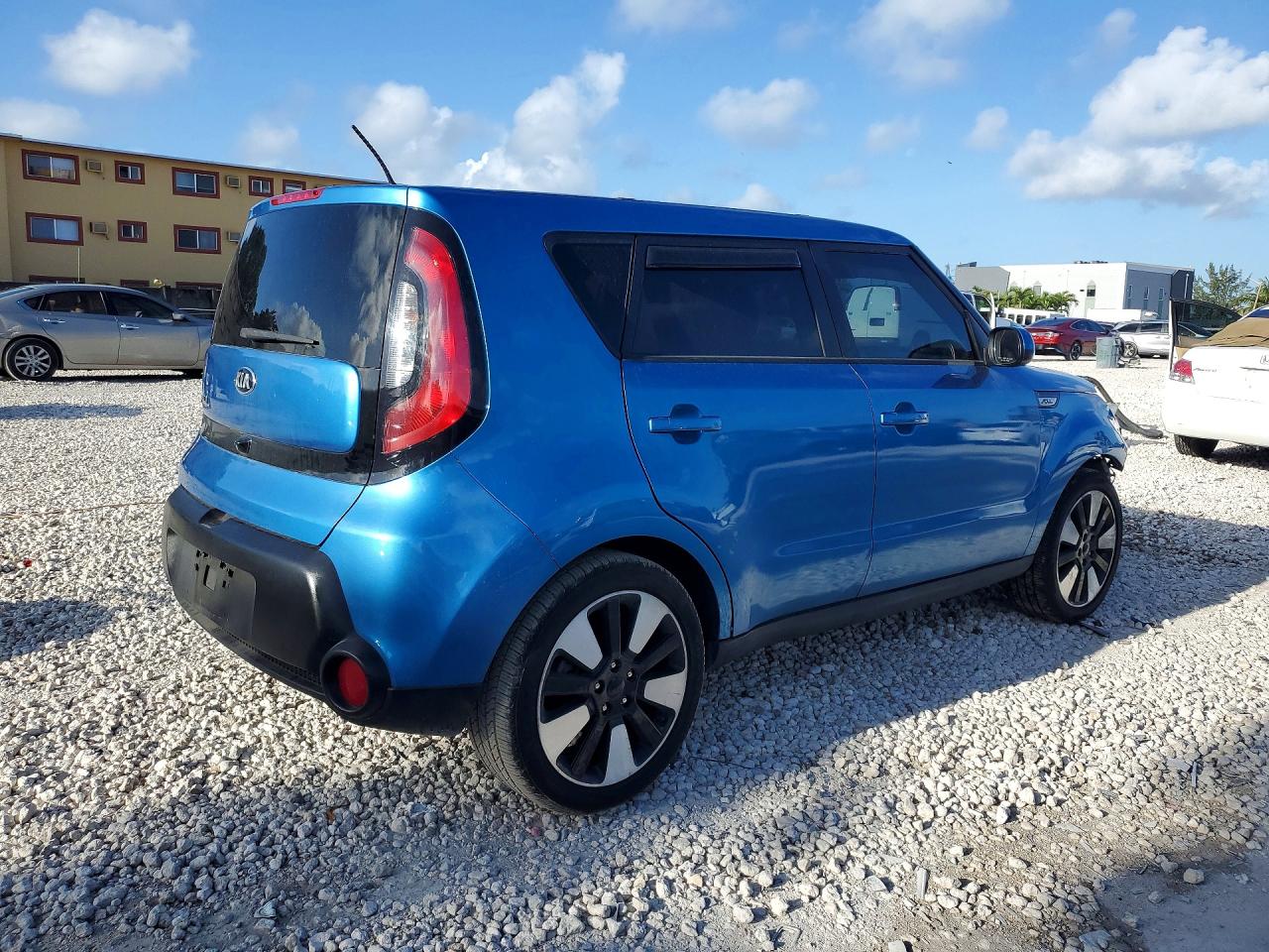 2016 KIA SOUL + photo 5