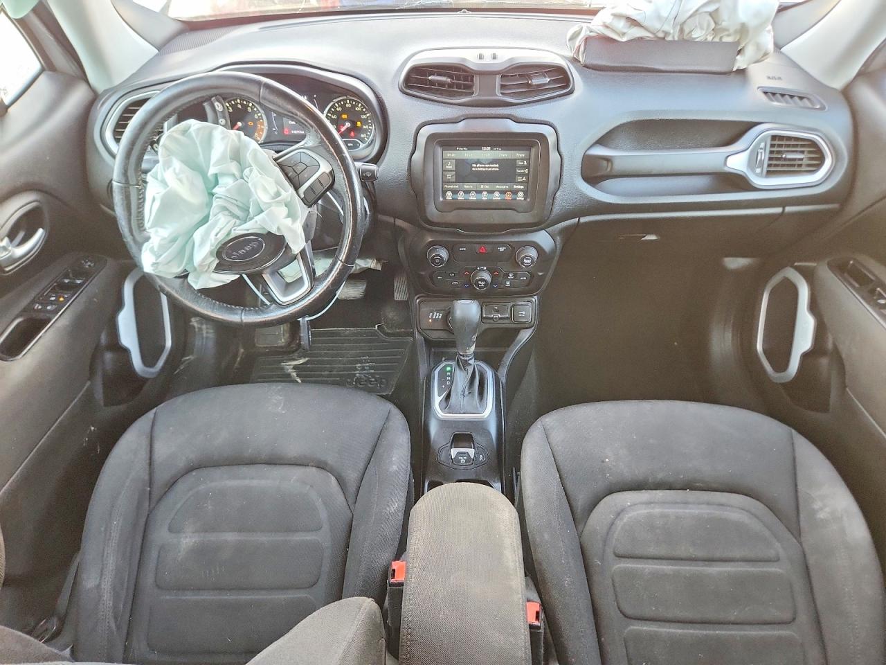 2019 JEEP RENEGADE LATITUDE photo 15