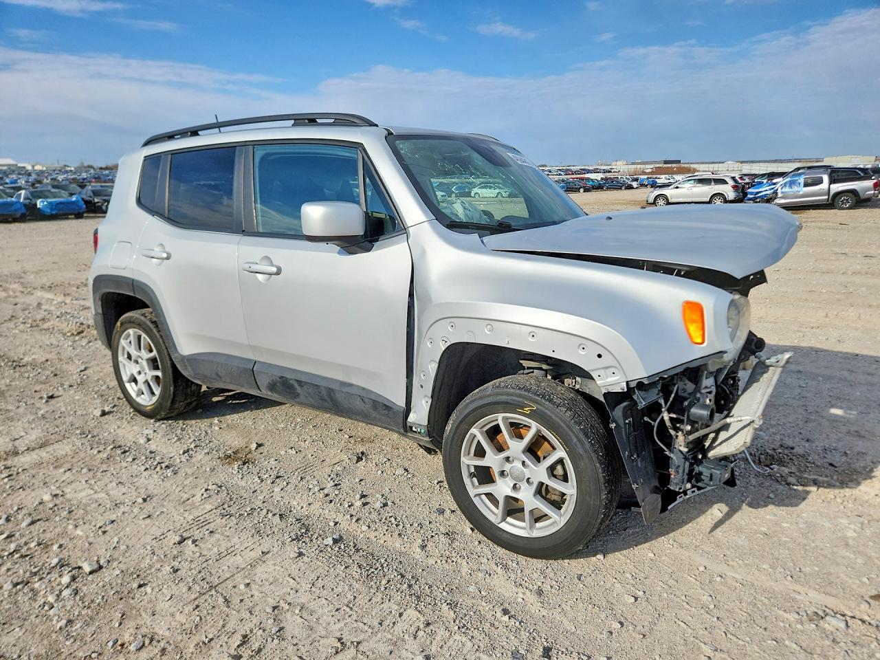 2019 JEEP RENEGADE LATITUDE photo 7