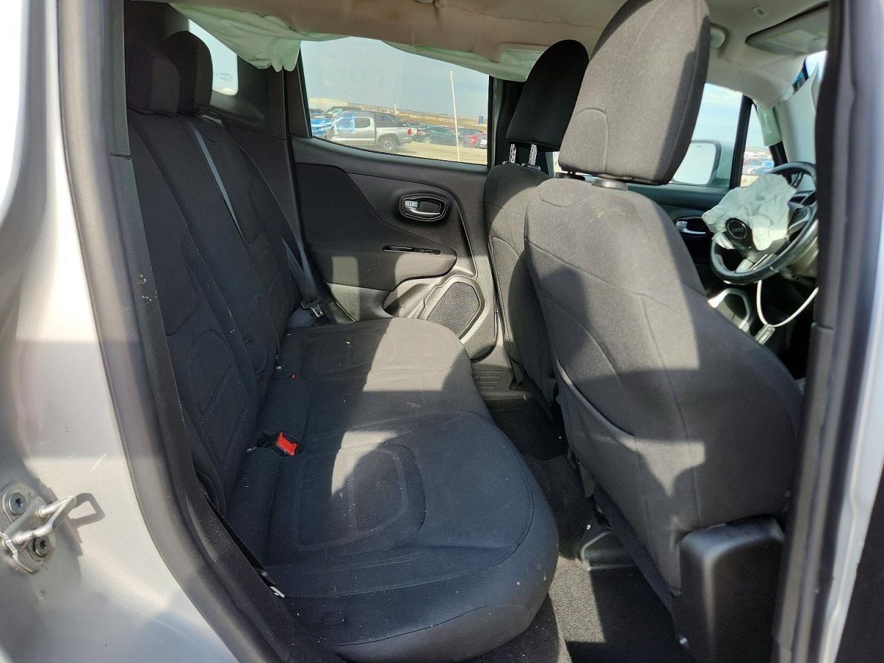 2019 JEEP RENEGADE LATITUDE photo 21