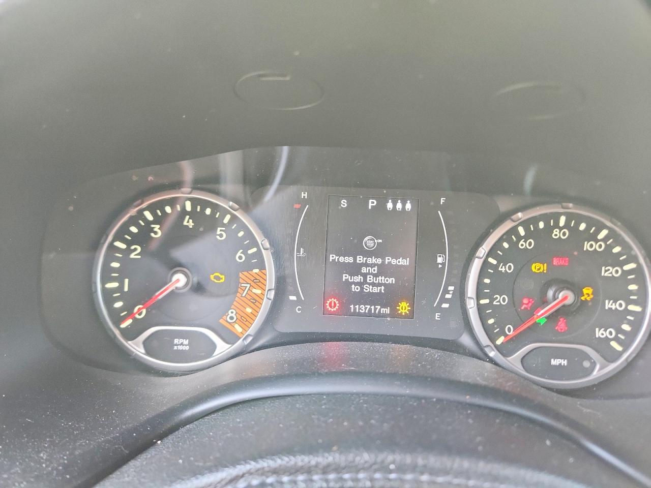 2019 JEEP RENEGADE LATITUDE photo 17