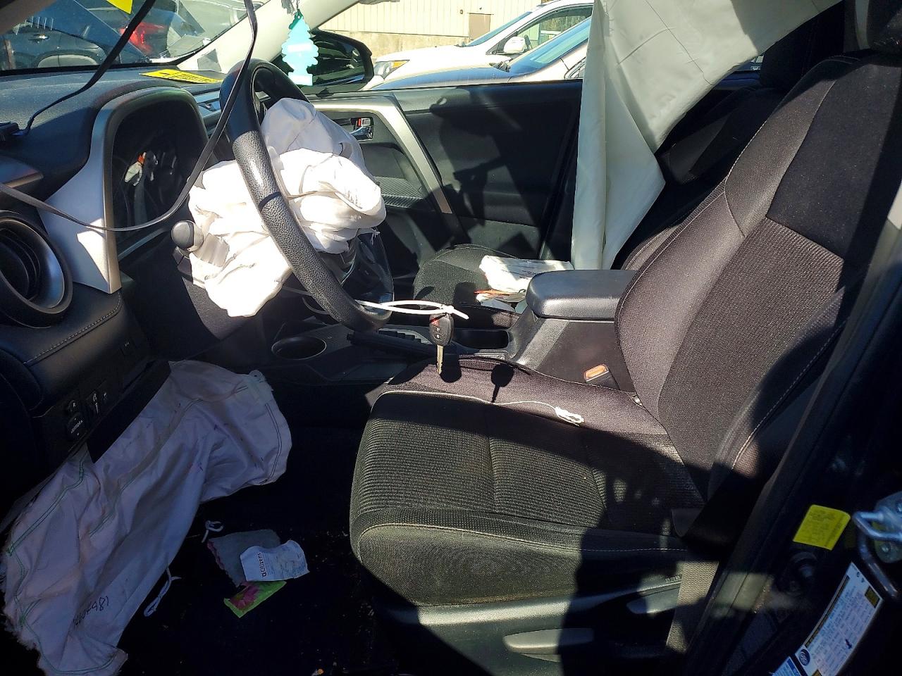 2014 TOYOTA RAV4 XLE photo 19