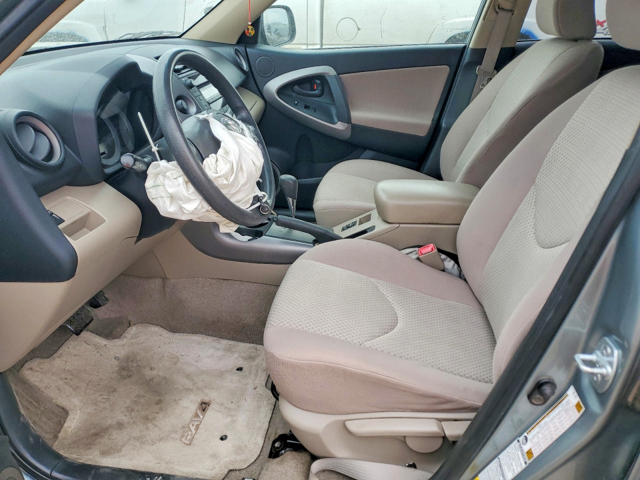 2006 TOYOTA RAV4 BASE photo 13