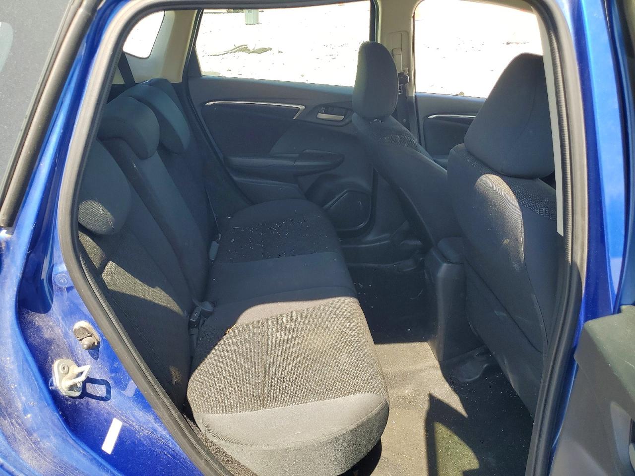 2017 HONDA FIT LX photo 31