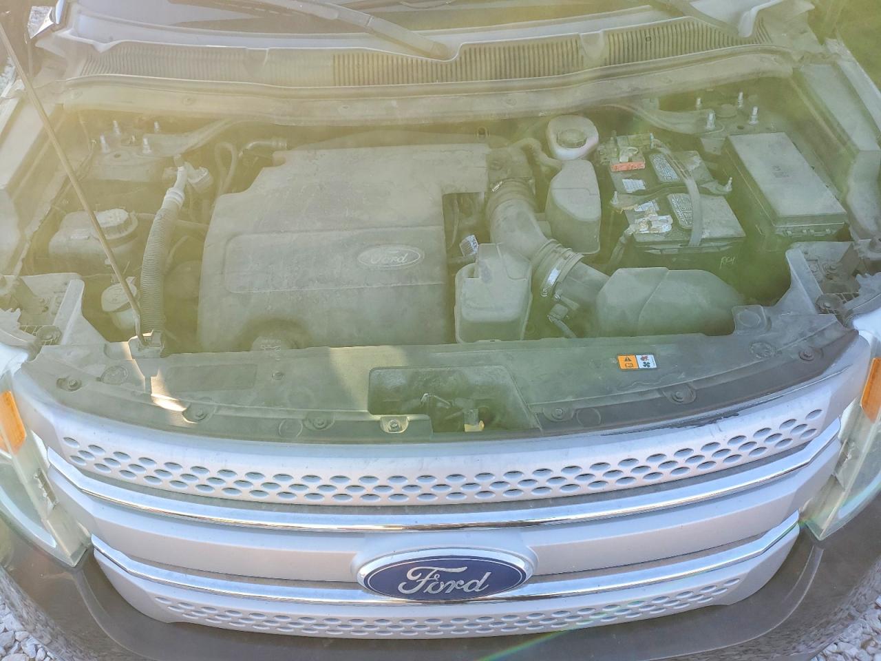 2011 FORD EXPLORER photo 31