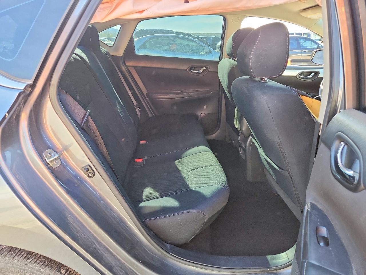2017 NISSAN SENTRA S photo 28