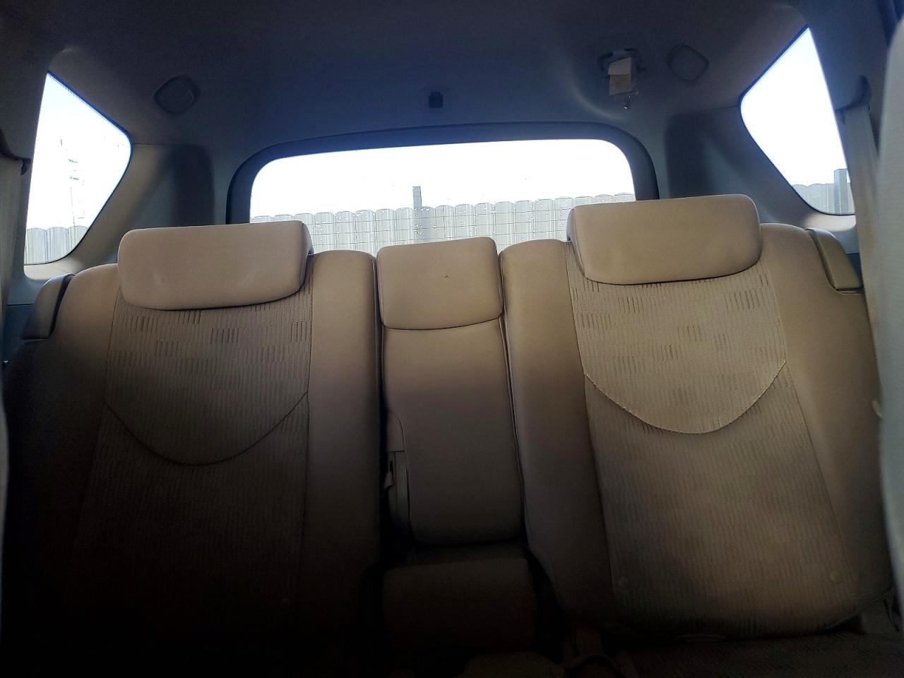 2010 TOYOTA RAV4 BASE photo 19