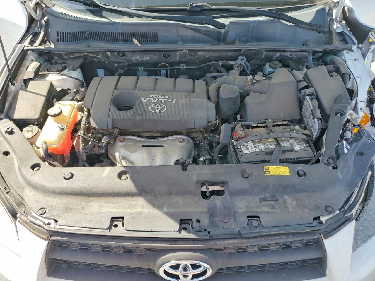 2010 TOYOTA RAV4 BASE photo 12