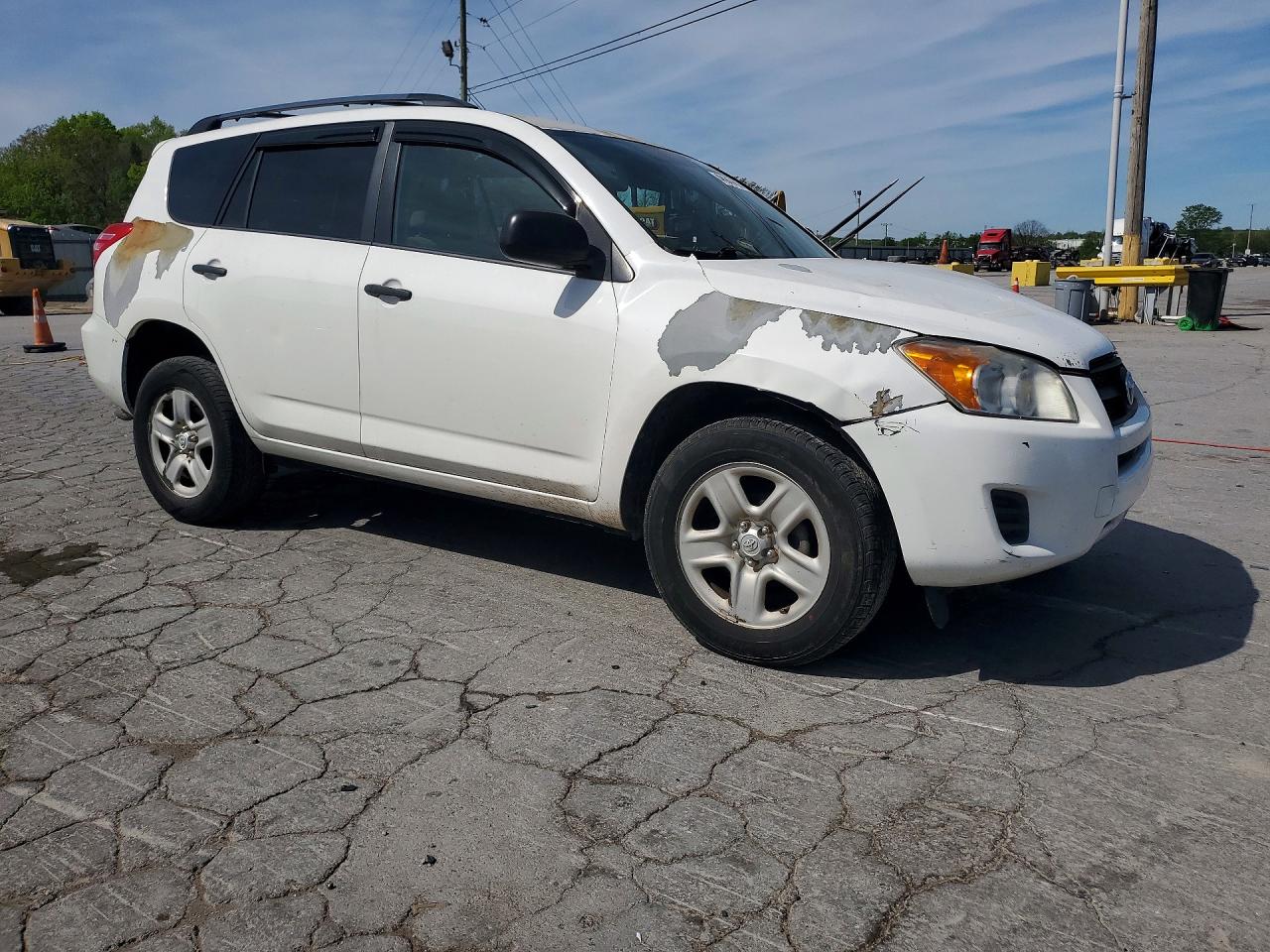 2010 TOYOTA RAV4 BASE photo 4