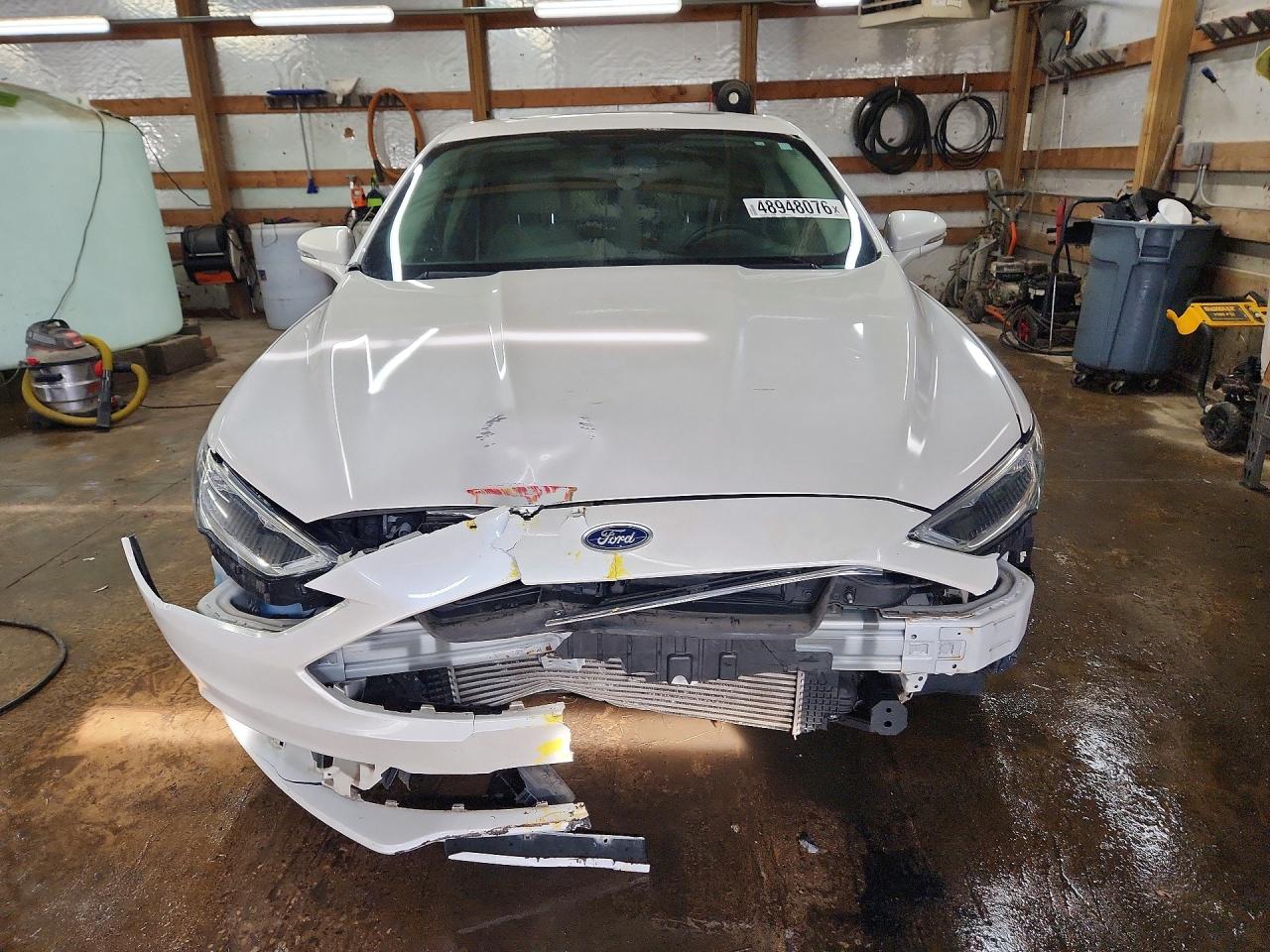 2018 FORD FUSION SE photo 9