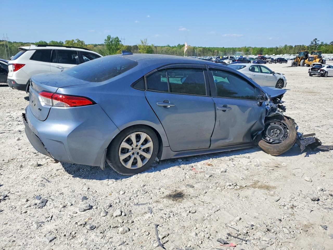 2025 TOYOTA COROLLA LE photo 5