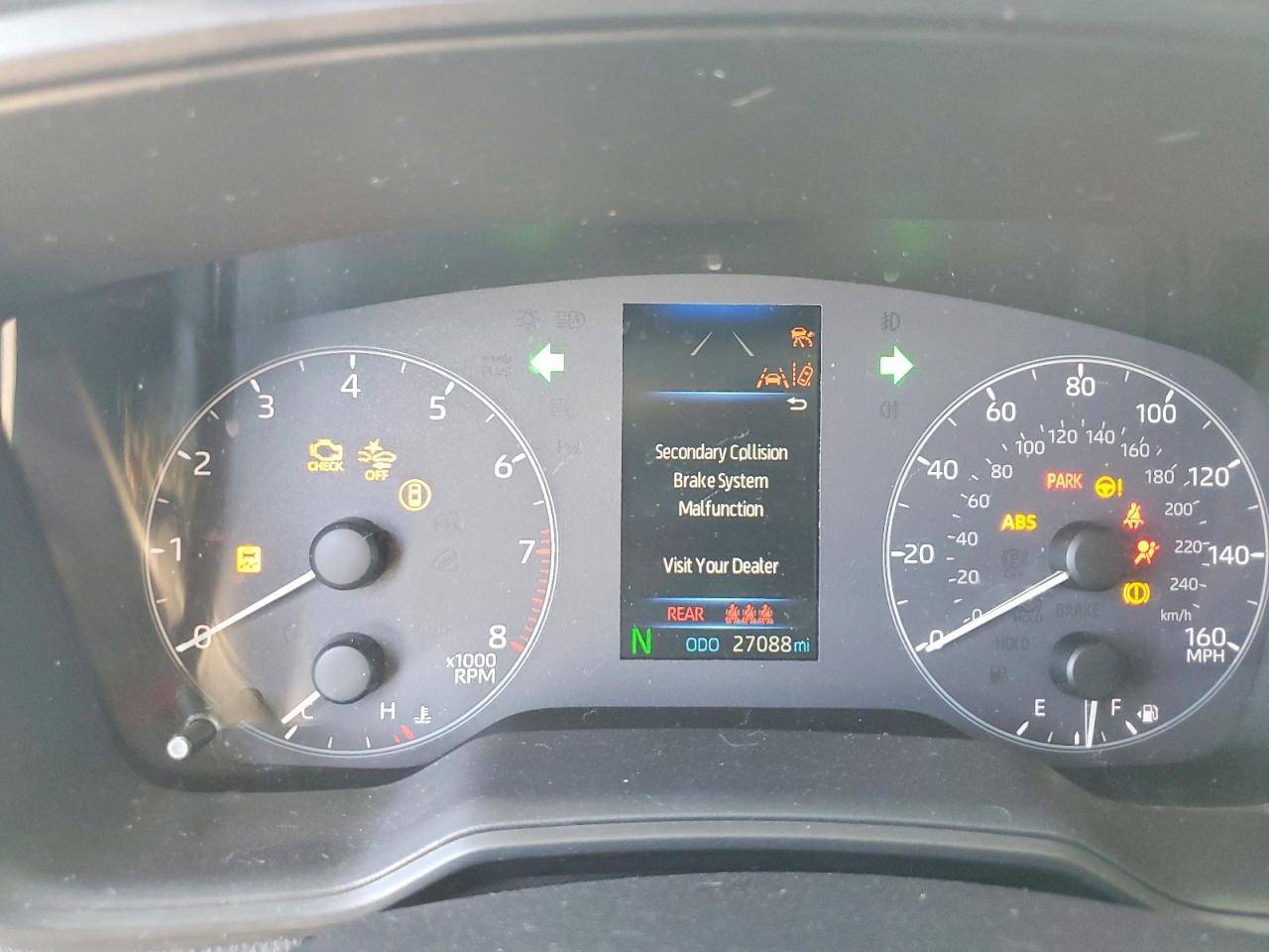 2025 TOYOTA COROLLA LE photo 17