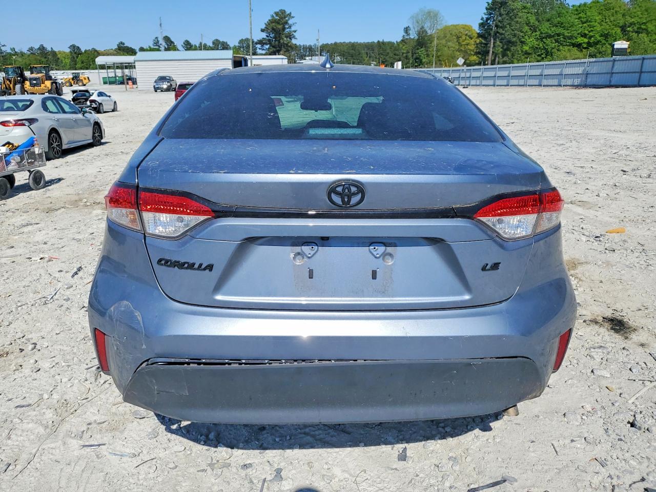 2025 TOYOTA COROLLA LE photo 11