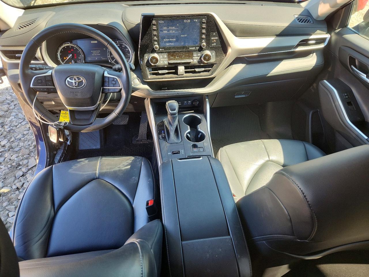 2022 TOYOTA HIGHLANDER XLE photo 15