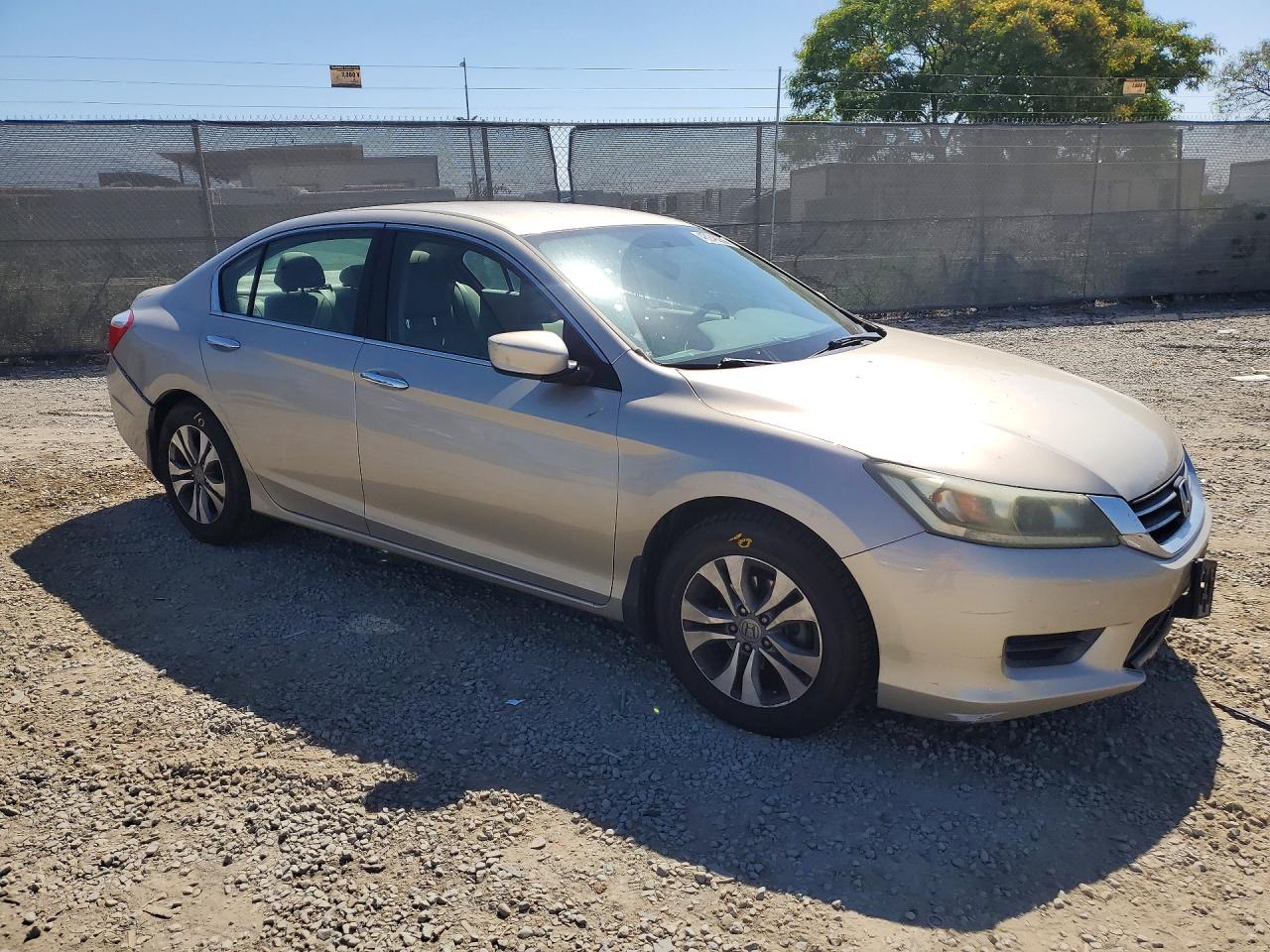 2015 HONDA ACCORD LX photo 4