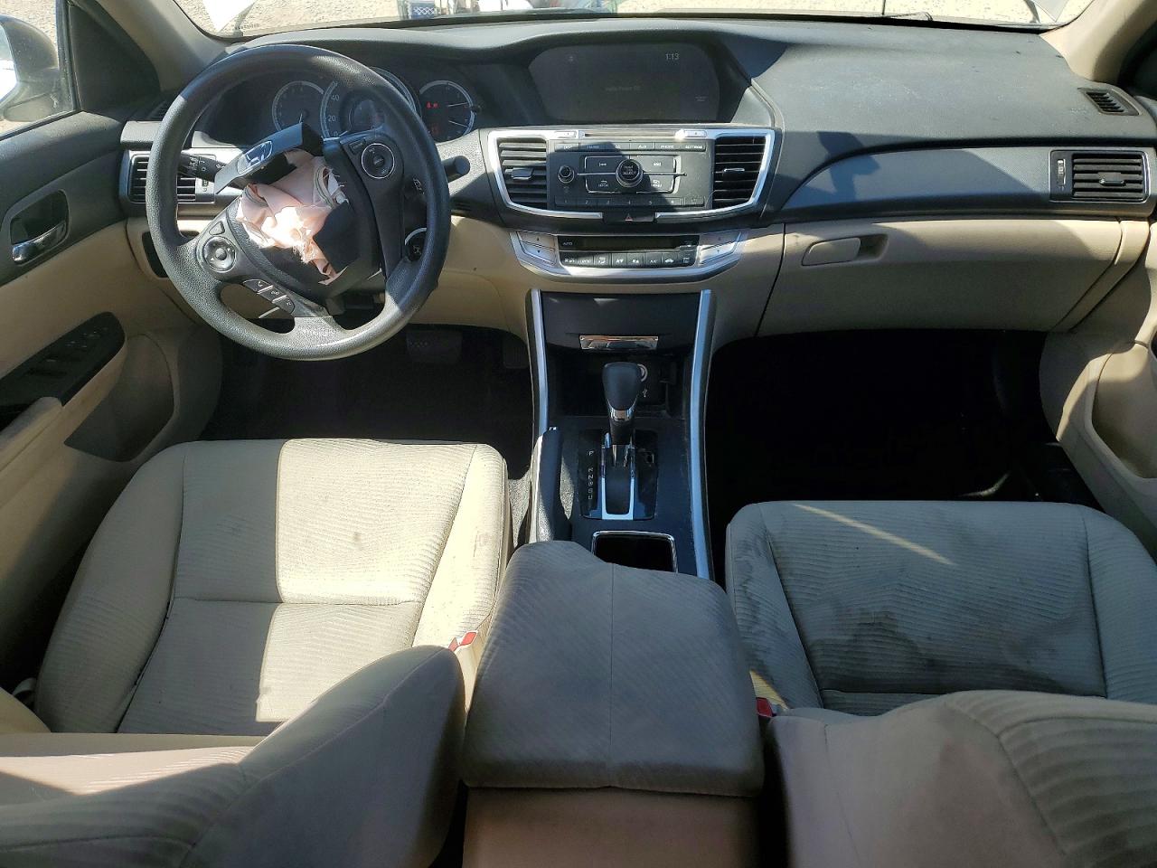 2015 HONDA ACCORD LX photo 8