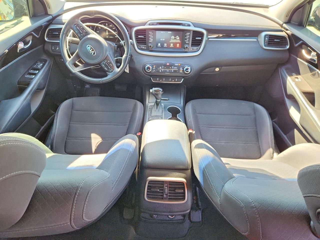 2017 KIA SORENTO LX V6 photo 22