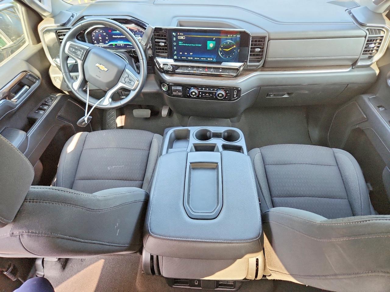 2023 CHEVROLET SILVERADO K1500 LT photo 15