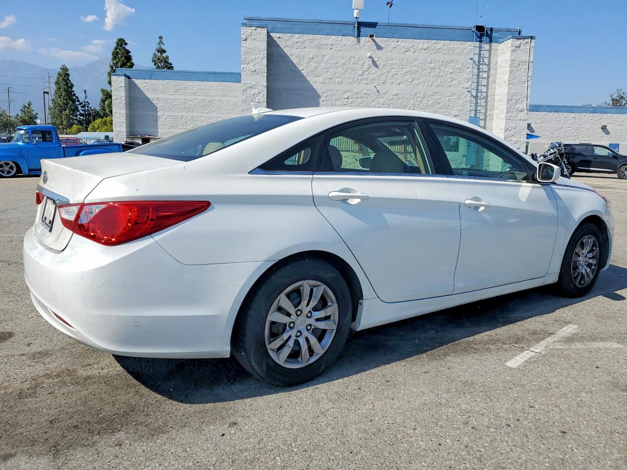 2011 HYUNDAI SONATA GLS photo 5