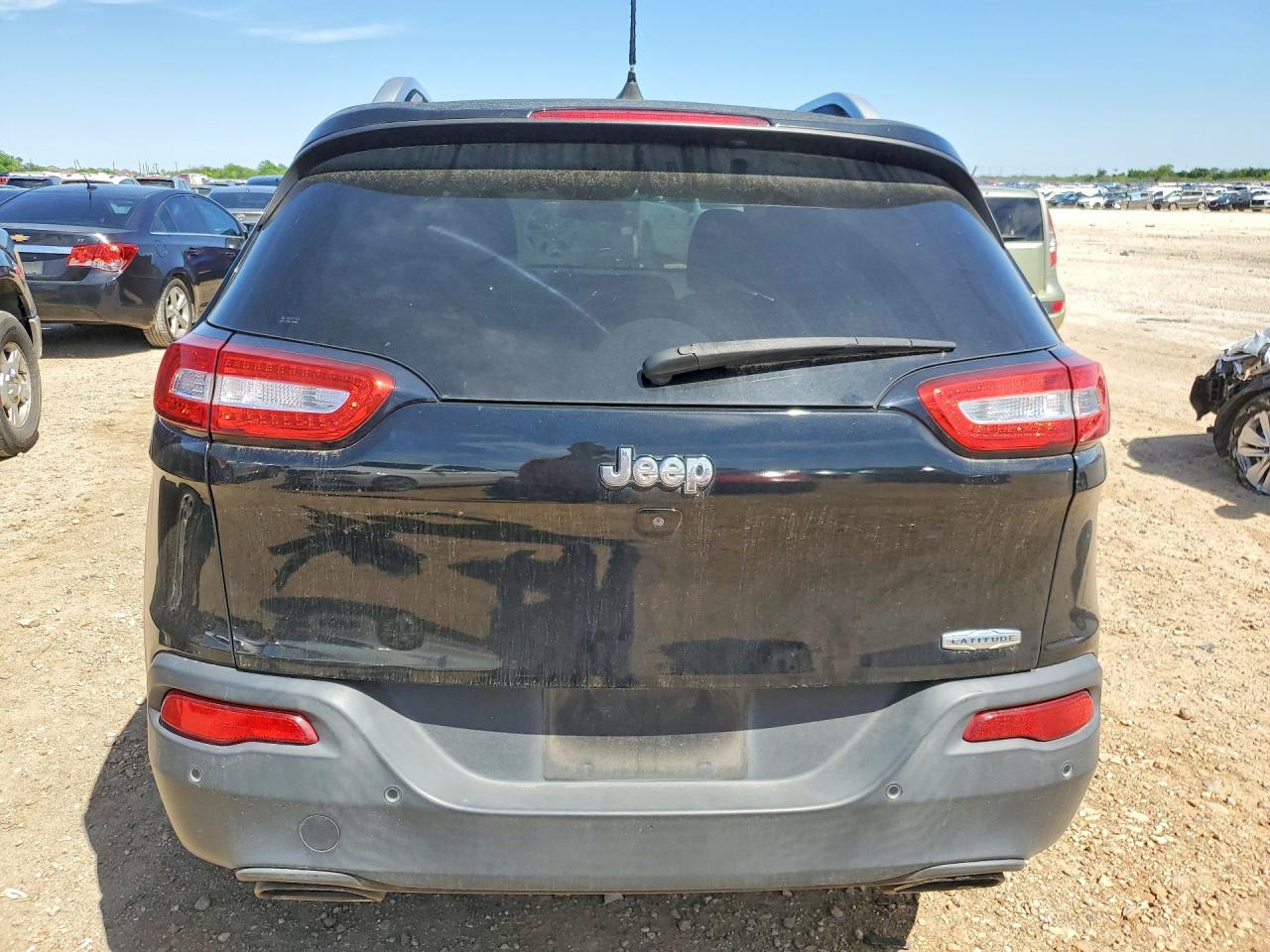 2017 JEEP CHEROKEE LATITUDE photo 11