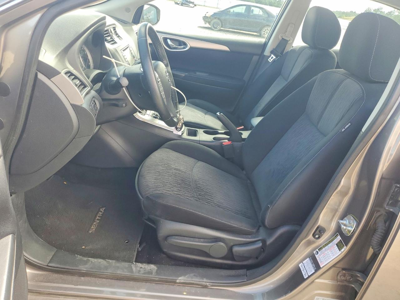 2015 NISSAN SENTRA SV photo 13