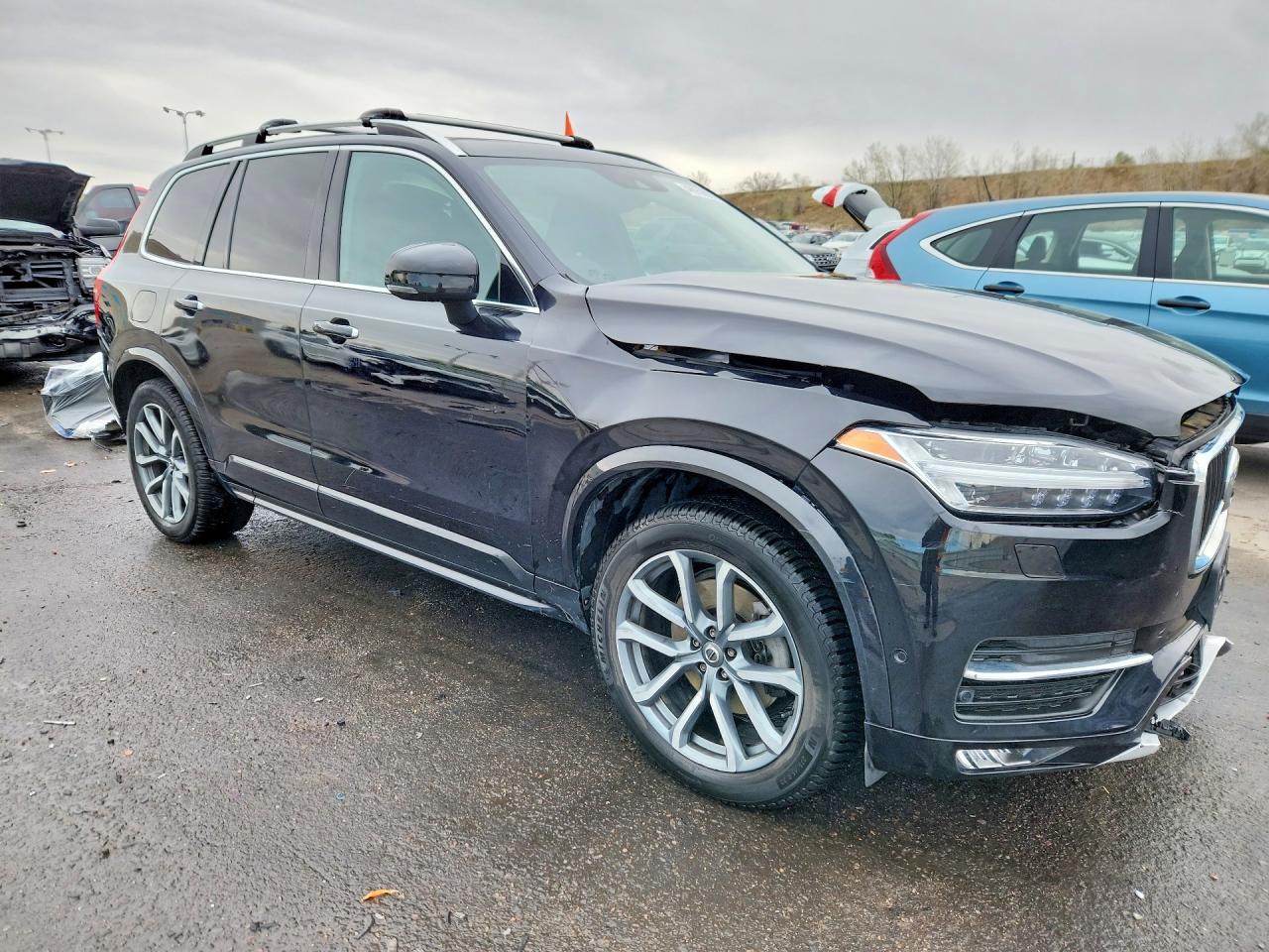 2019 VOLVO XC90 T6 MOMENTUM photo 4