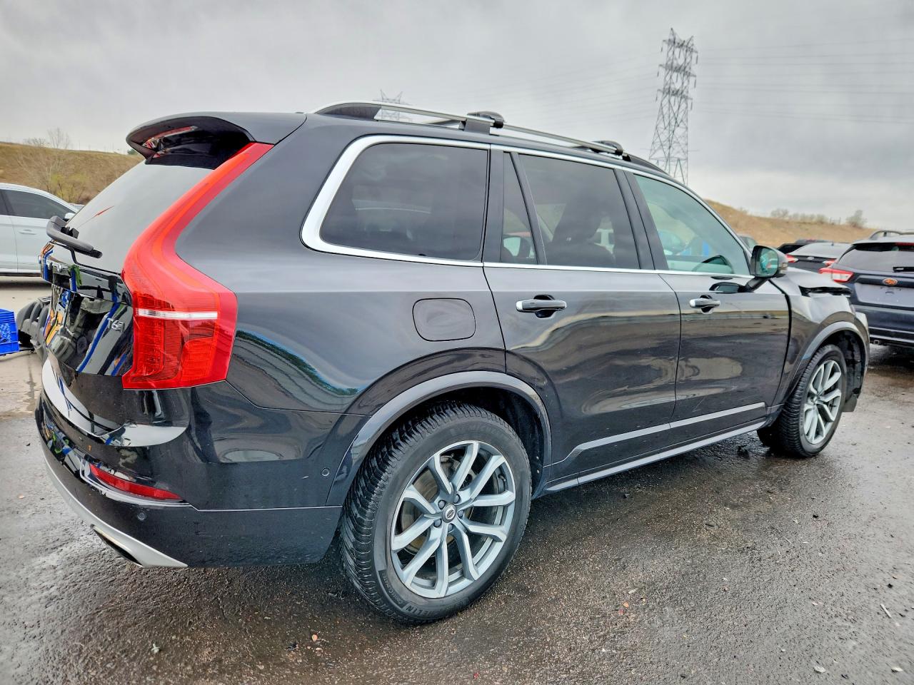 2019 VOLVO XC90 T6 MOMENTUM photo 3