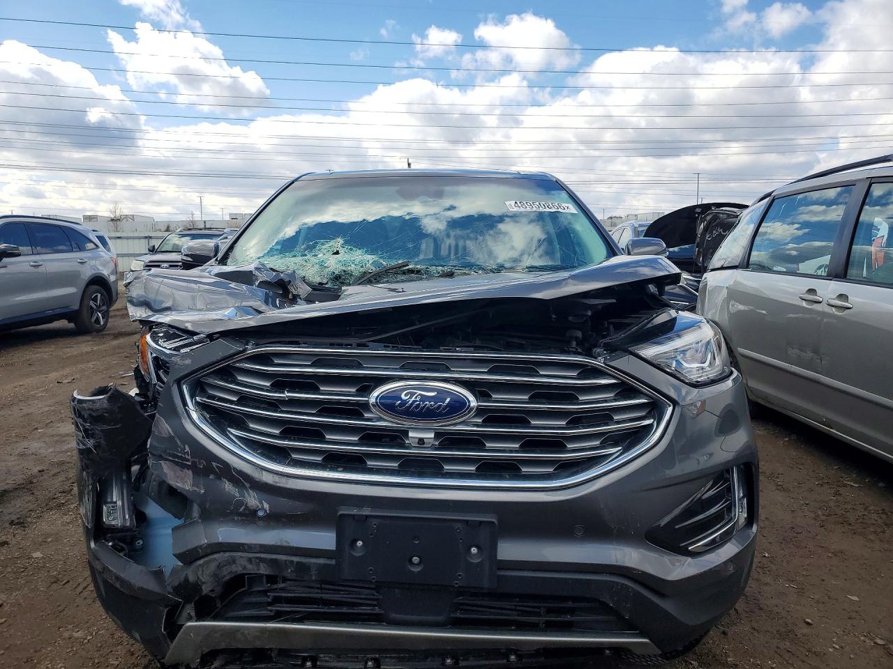 2024 FORD EDGE TITANIUM photo 9