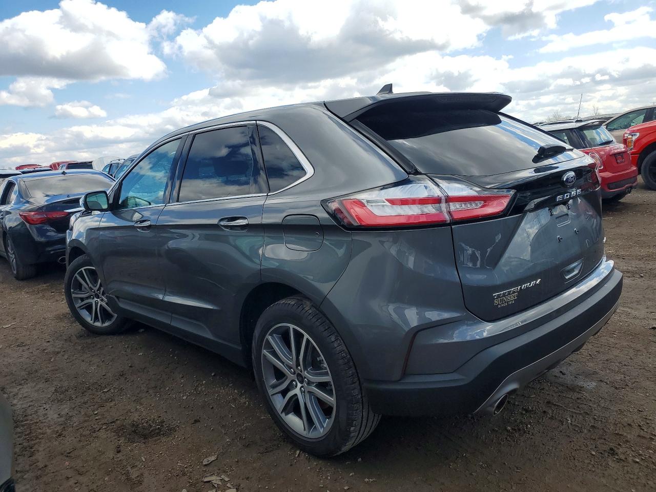 2024 FORD EDGE TITANIUM photo 3