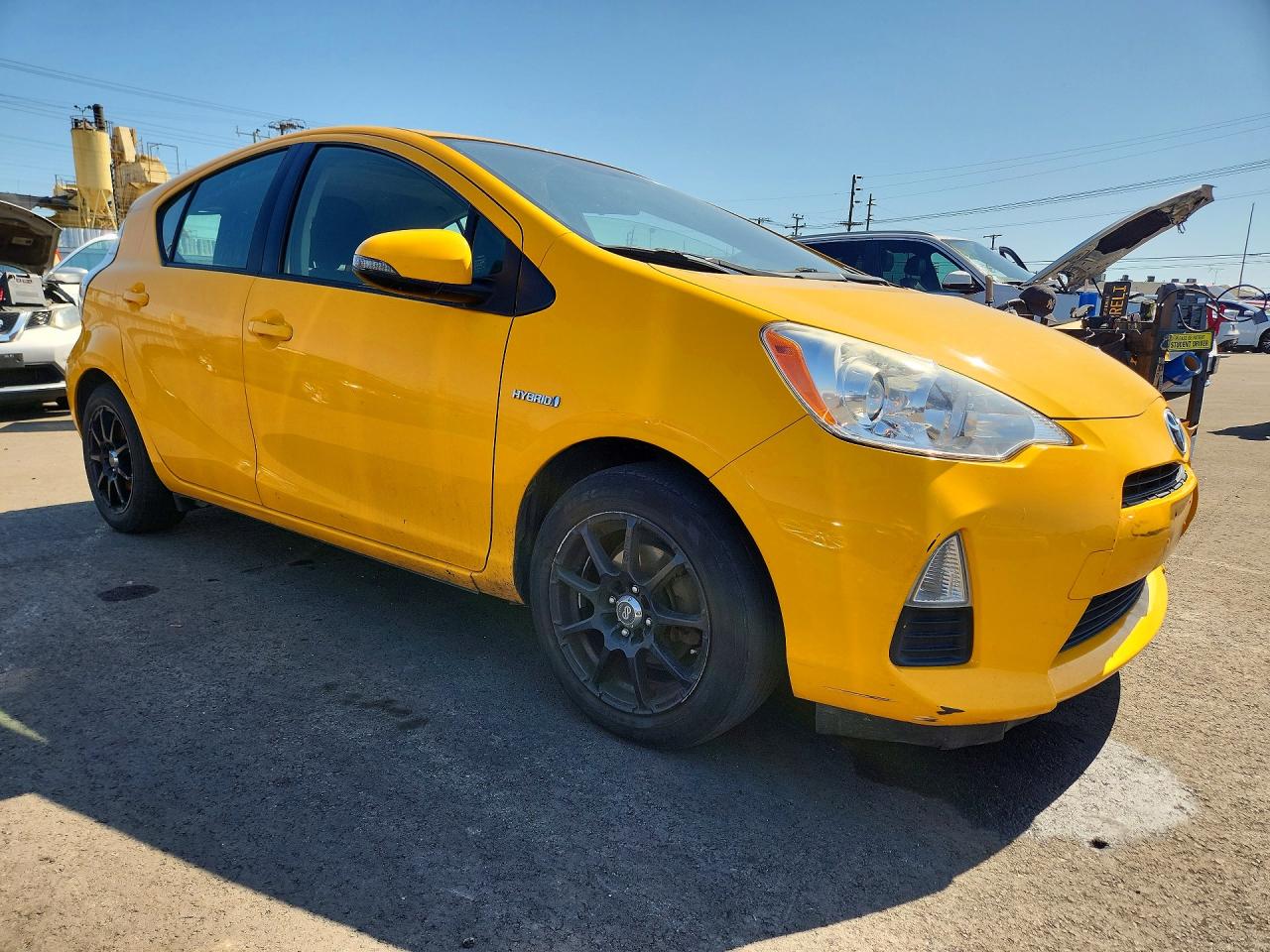 2014 TOYOTA PRIUS photo 4