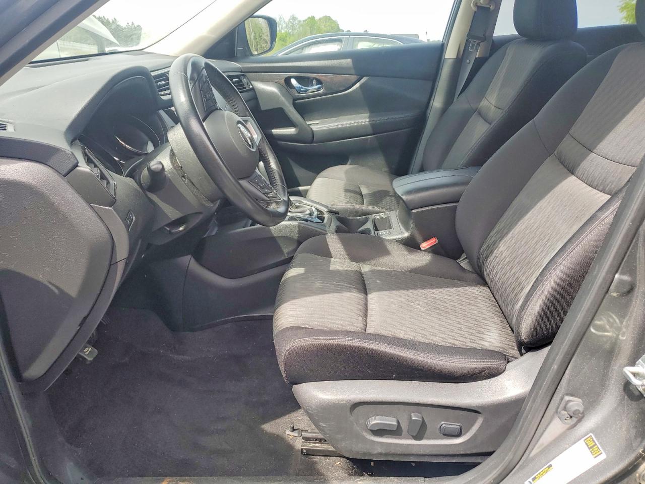 2018 NISSAN ROGUE SV photo 7