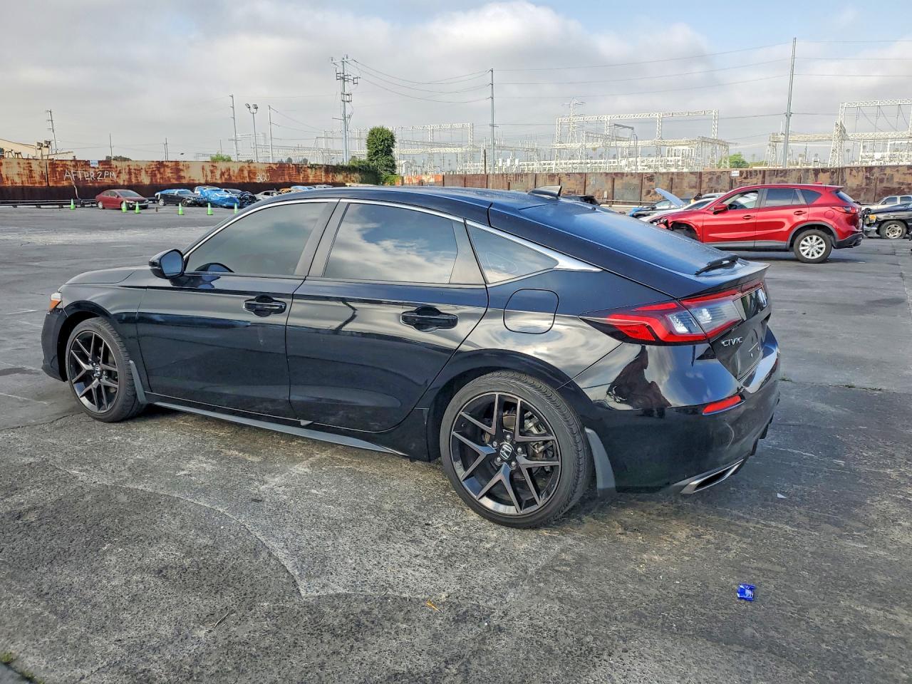 2023 HONDA CIVIC SPORT TOURING photo 3
