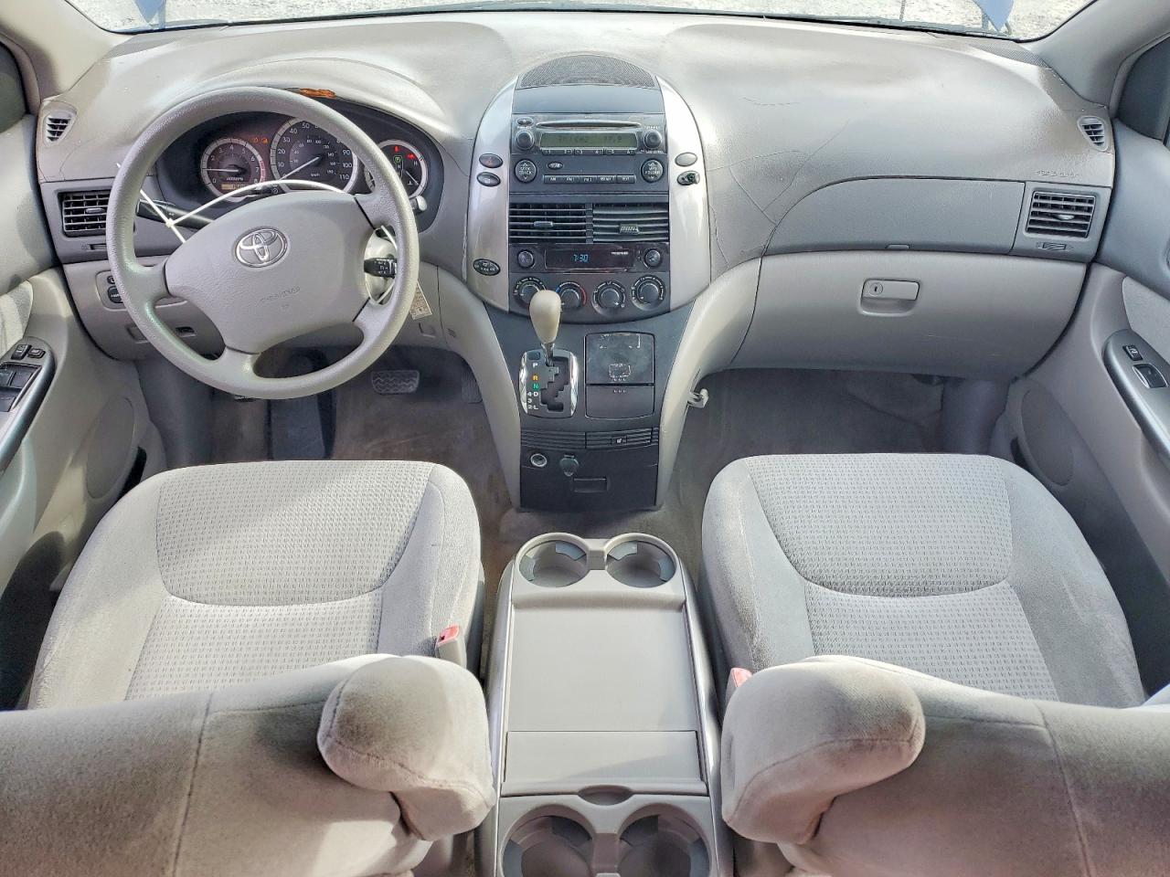 2007 TOYOTA SIENNA CE 7-PASSENGER photo 8