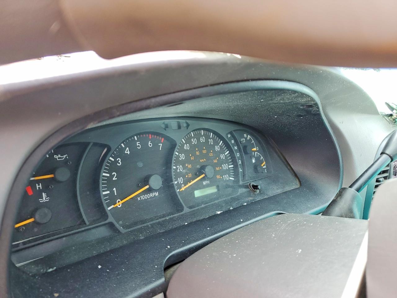 2001 TOYOTA TUNDRA SR5 photo 17