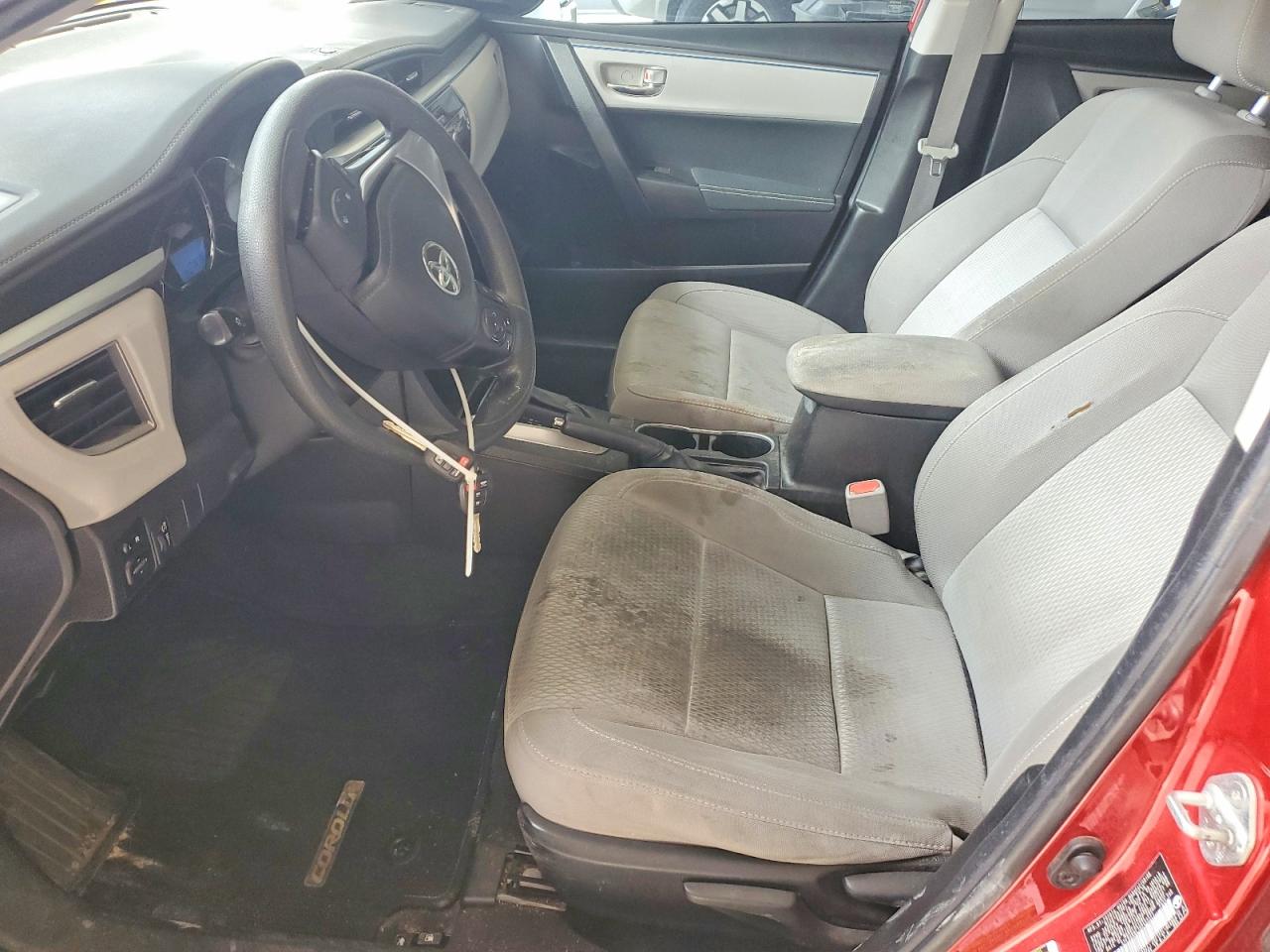 2016 TOYOTA COROLLA LE photo 13