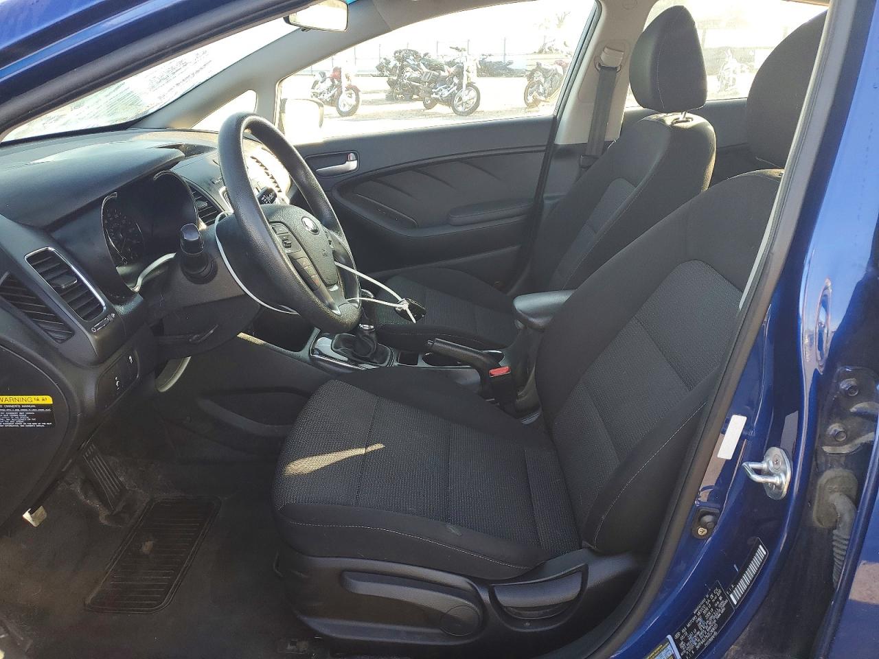 2018 KIA FORTE LX photo 13