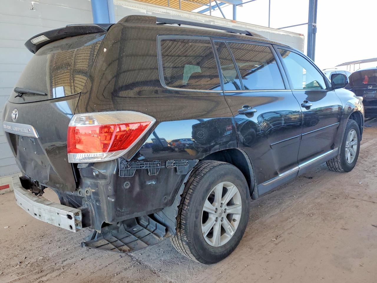 2012 TOYOTA HIGHLANDER SE photo 5