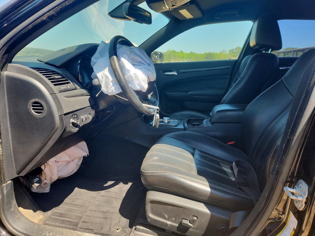 2015 CHRYSLER 300 S photo 19