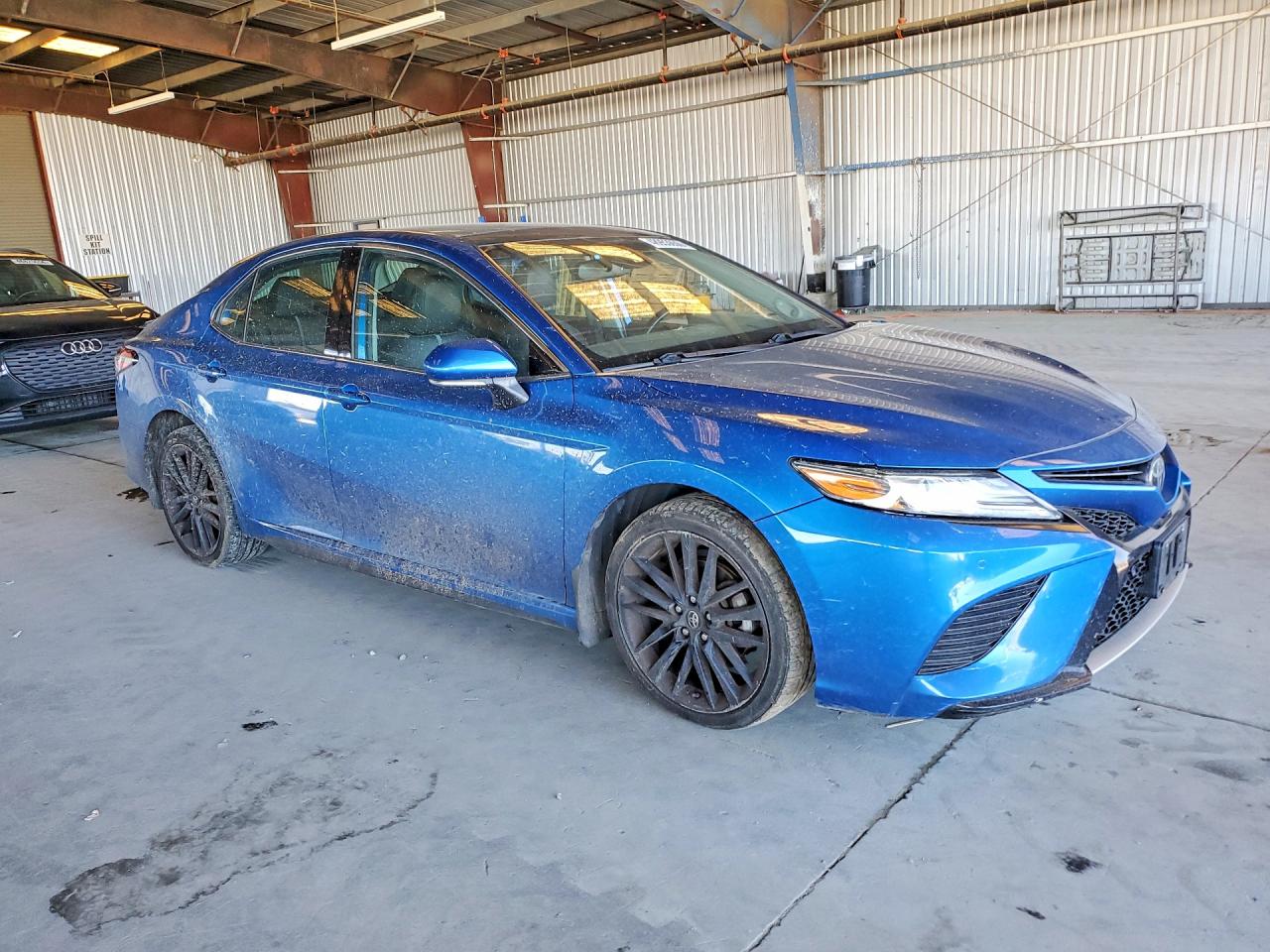 2019 TOYOTA CAMRY XSE photo 4