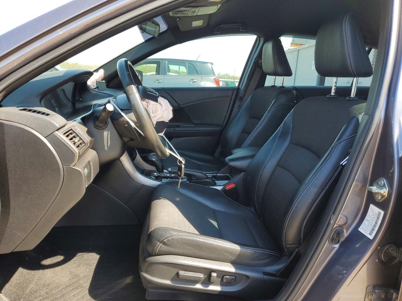 2017 HONDA ACCORD SPORT photo 19