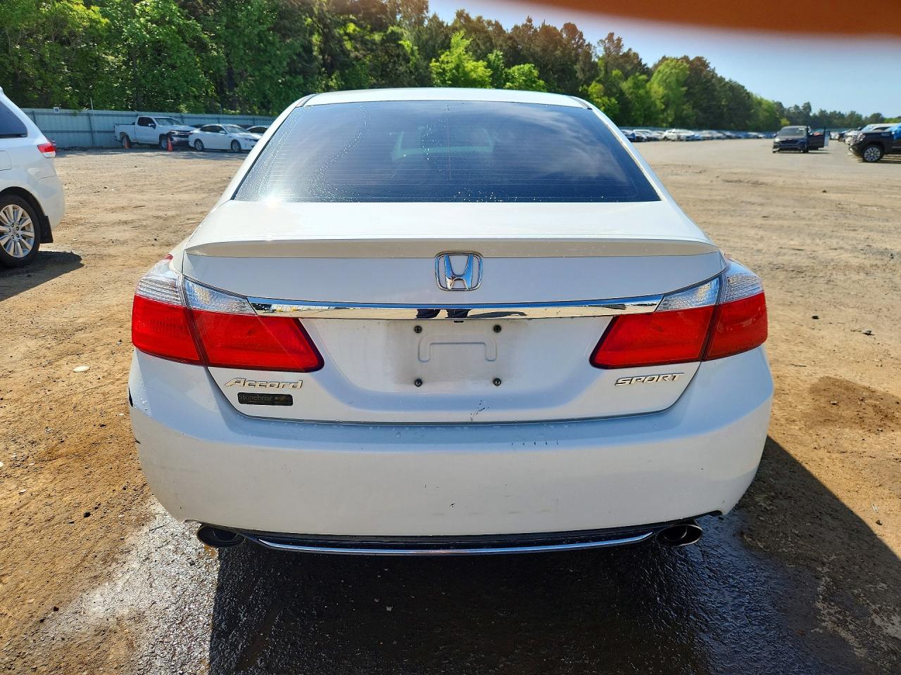 2015 HONDA ACCORD SPORT photo 11