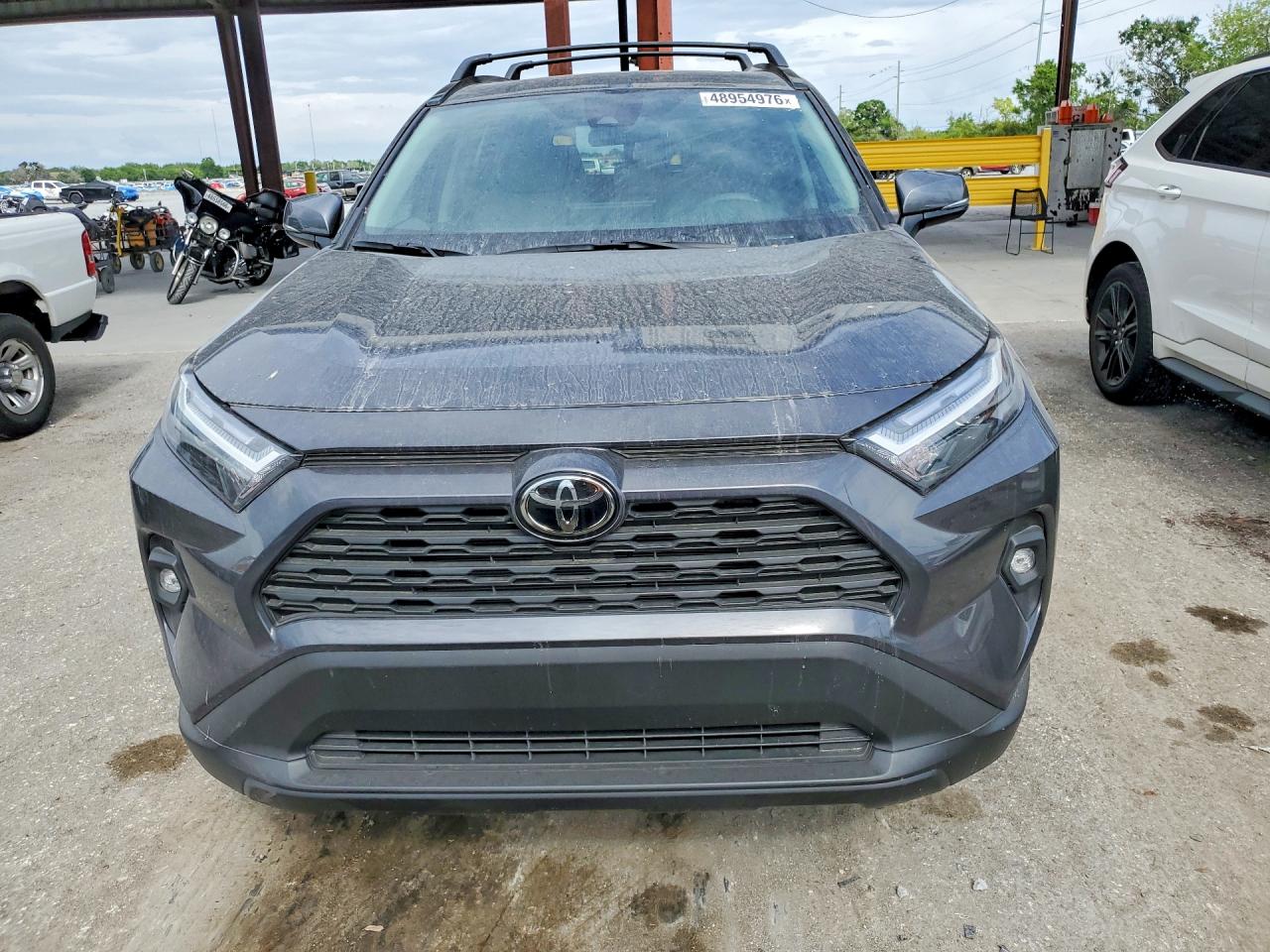 2025 TOYOTA RAV4 XLE PREMIUM photo 13