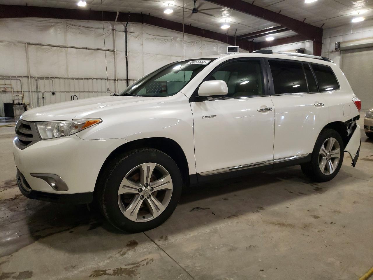 2013 TOYOTA HIGHLANDER