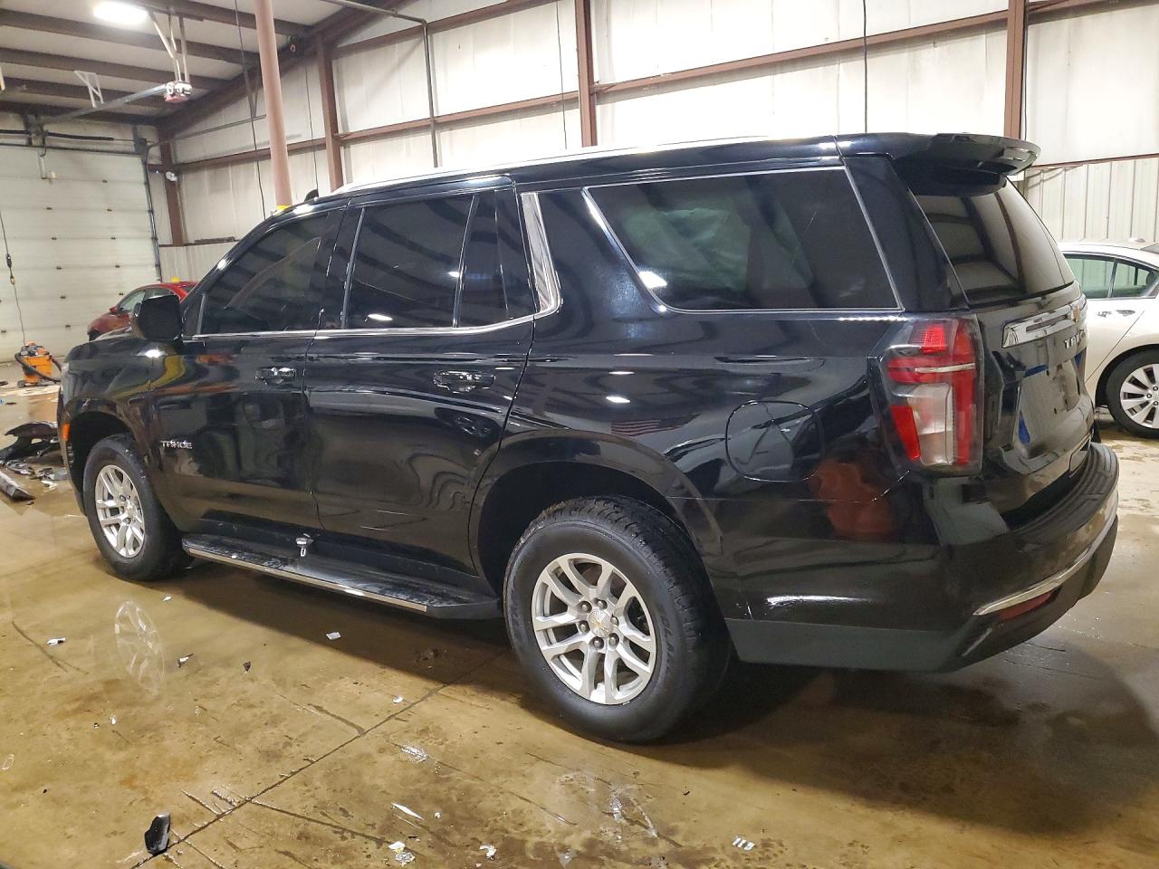 2021 CHEVROLET TAHOE K1500 LT photo 3
